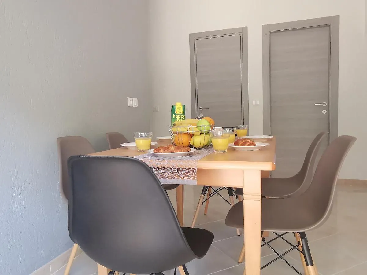 Apartment Pineta With Terrace & Park Wood View Pula Croatia