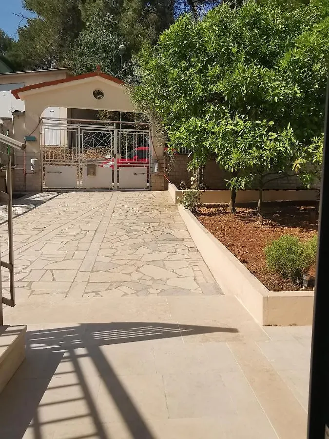 Apartment Pineta With Terrace & Park Wood View Pula Croatia