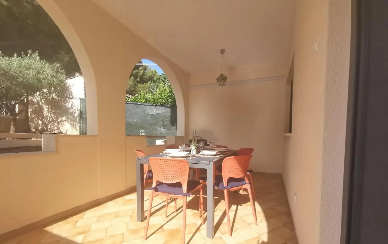 Apartment Pineta With Terrace & Park Wood View Pula